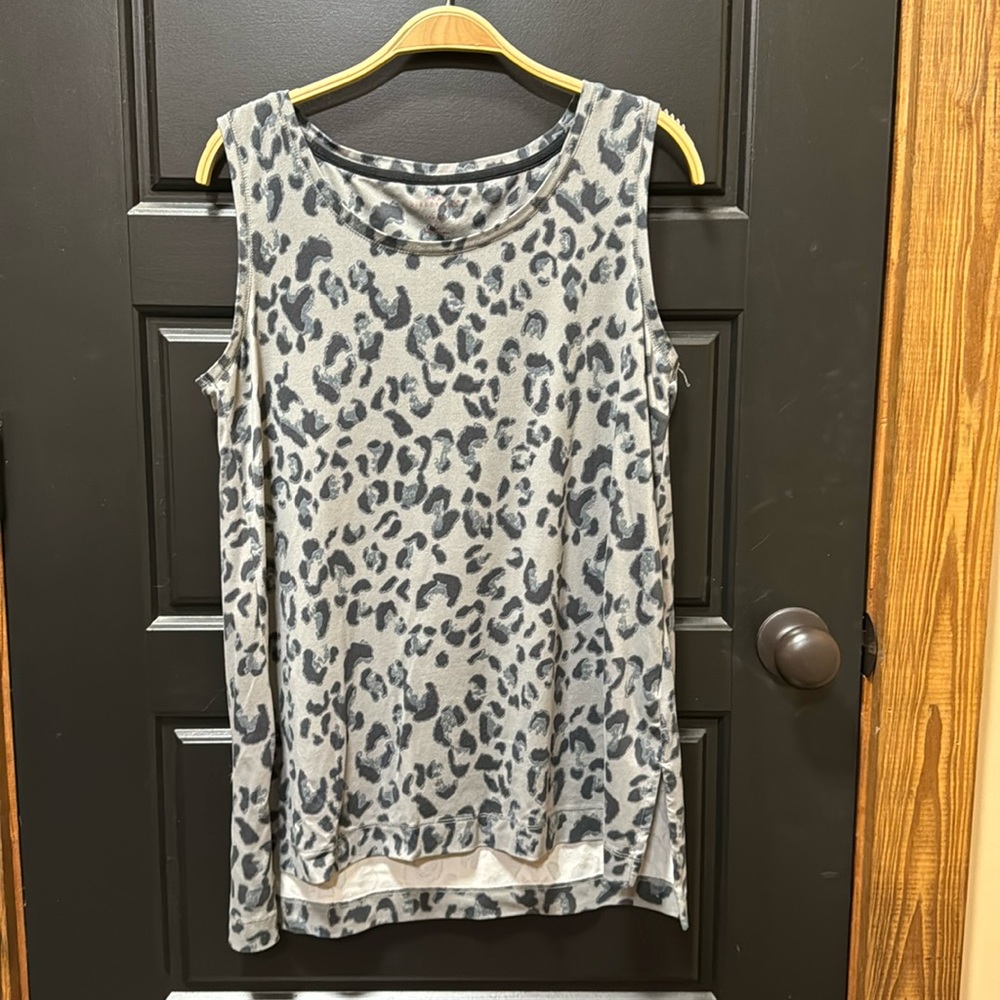 Leopard print tank top